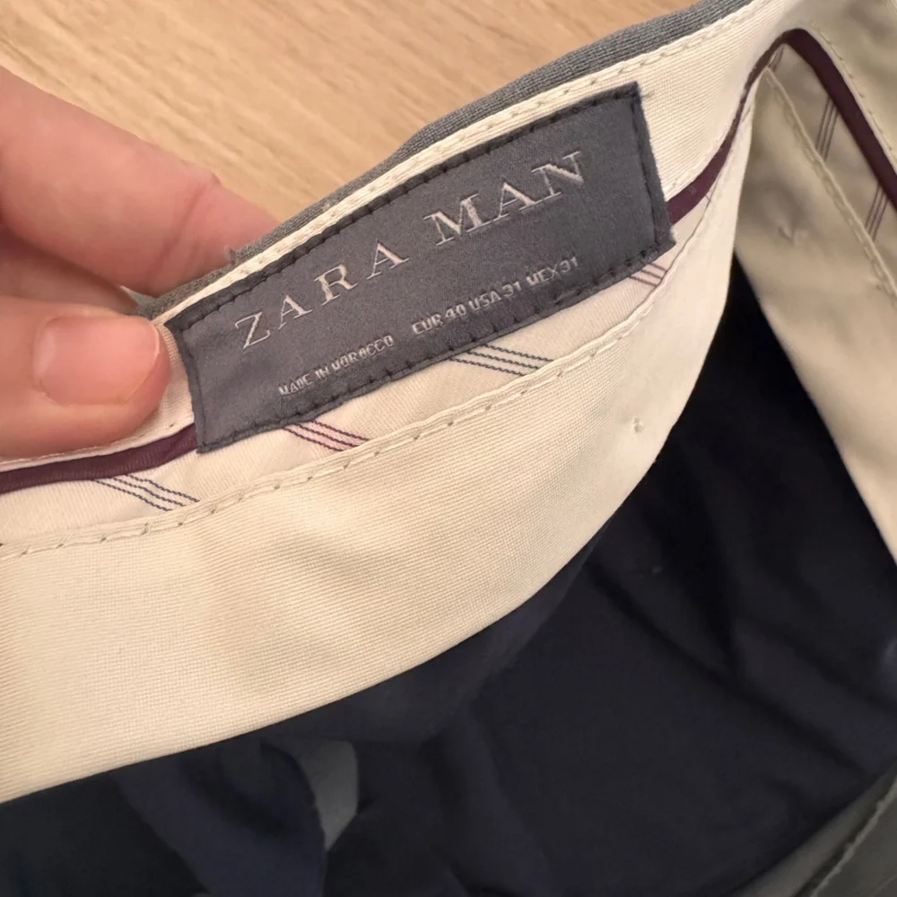 Zara Men's Gray Two-Piece Suit Jacket & Pants